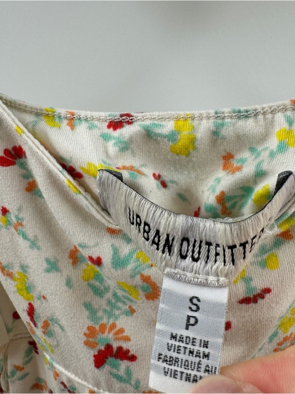 Urban Outfitters Floral Smocked Romper – Women’s Small - Picture 4 of 6